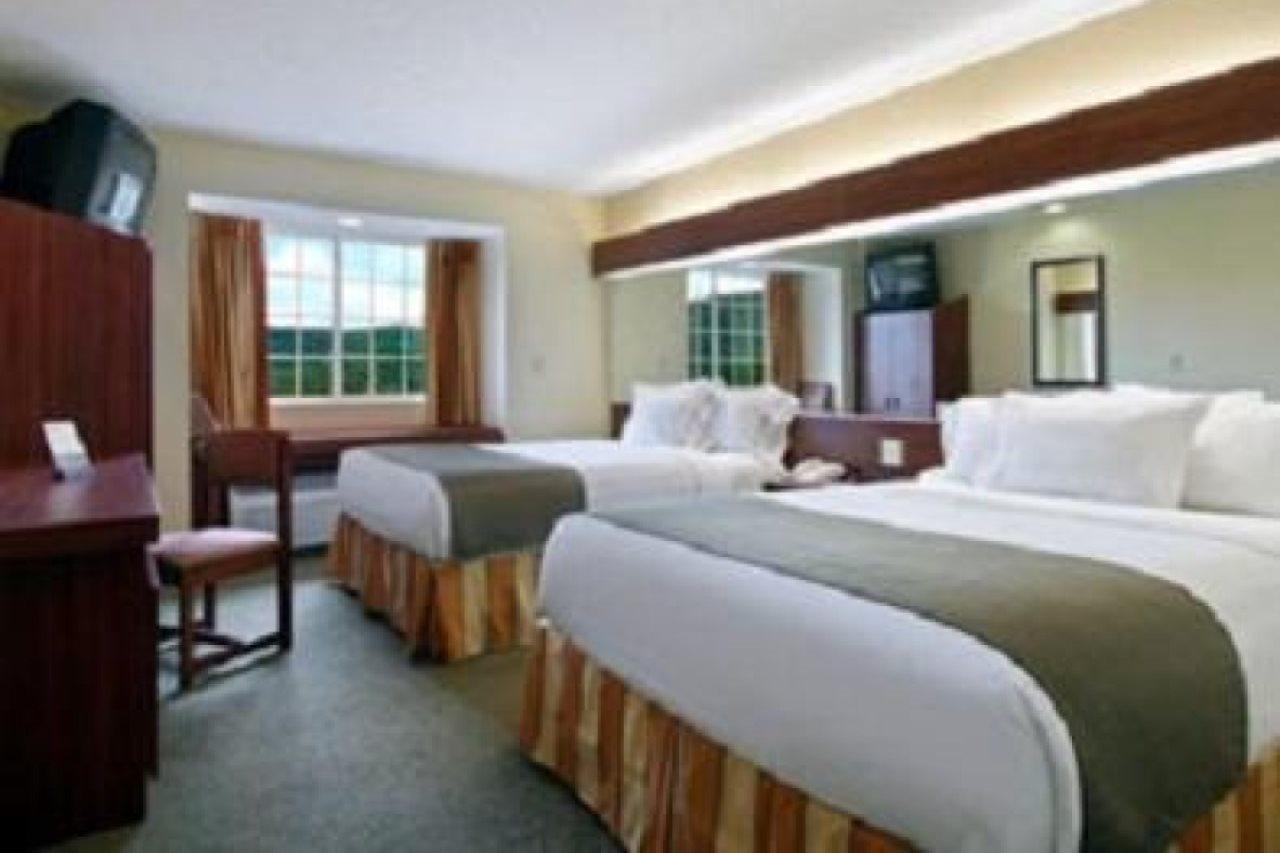 Microtel Inn And Suites Gassaway Zewnętrze zdjęcie