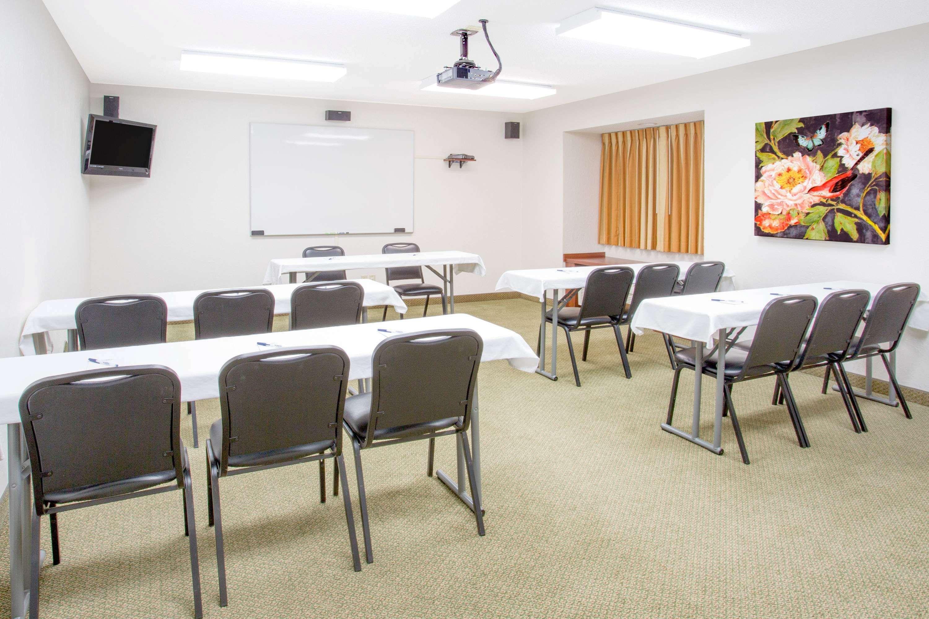 Microtel Inn And Suites Gassaway Zewnętrze zdjęcie