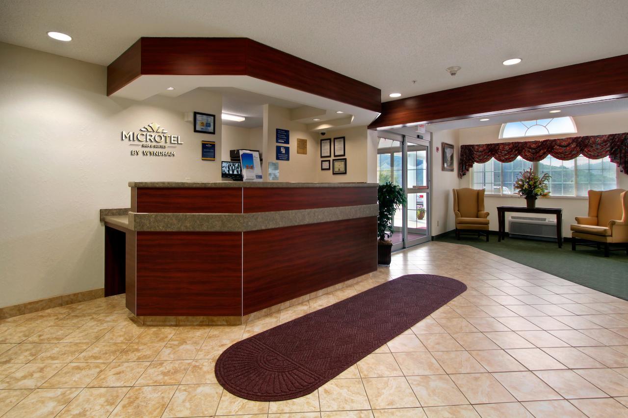 Microtel Inn And Suites Gassaway Wnętrze zdjęcie